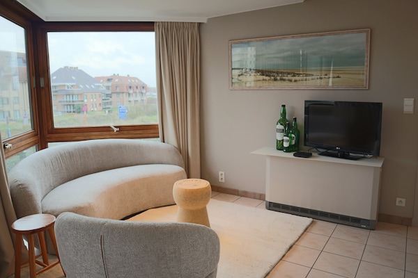 Licht appartement in Koksijde met zonnig terras voor 5 personen - thumbnail 2