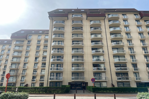 Rolstoelvriendelijk appartement met zeezicht op 10e verdieping in Nieuwpoort - thumbnail 6