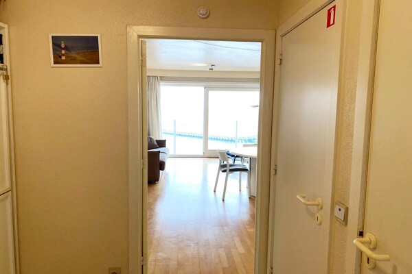 Stijlvol studio-appartement met zeezicht in Nieuwpoort, 40m², 3 personen - thumbnail 4