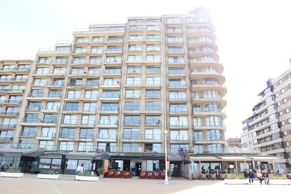 Elegant appartement aan de zeedijk met zeezicht voor 6 personen - thumbnail 5