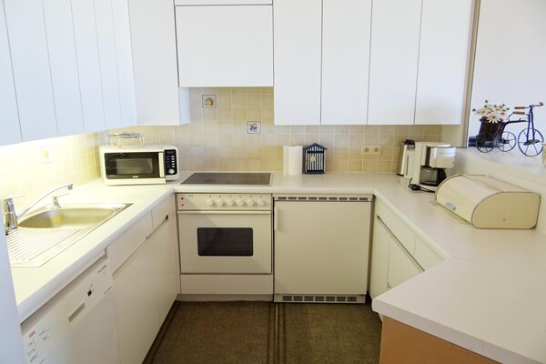Zolderappartement aan de Zeewering met Panoramisch Zeezicht in Nieuwpoort - thumbnail 2