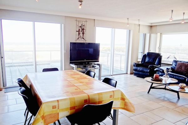 6-persoons hoekappartement met zeezicht op de zeedijk van Nieuwpoort - thumbnail 4