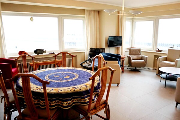 Zeezicht appartement voor 8 personen op de dijk van Nieuwpoort - thumbnail 2