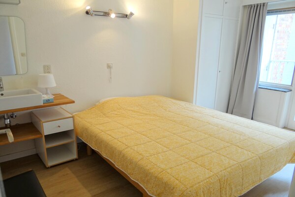 Licht hoekappartement op de Zeedijk met eindeloos zeezicht in Nieuwpoort - thumbnail 4