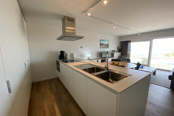 Licht appartement SUNFLOWER 102 aan de zeedijk in Nieuwpoort - thumbnail 4