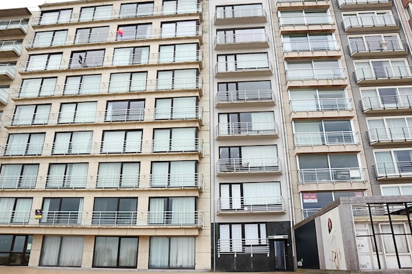 5-persoons appartement met zeezicht op de zeedijk van Nieuwpoort · 80 m² - thumbnail 5