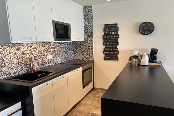 MAYA 801: Stijlvol appartement met zeezicht op de zeedijk van Nieuwpoort - thumbnail 3