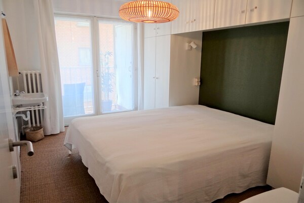 Ruim strandappartement voor 9 personen aan de zeewering van Nieuwpoort - thumbnail 4