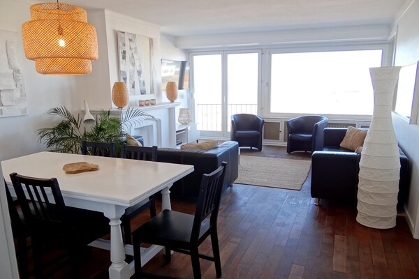 Ruim strandappartement voor 9 personen aan de zeewering van Nieuwpoort - thumbnail 2