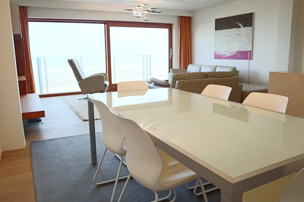 2-slaapkamerappartement met garage in centrum Nieuwpoort - thumbnail 2
