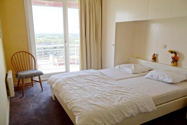 Appartement SCORPIO BI: zeezicht op de dijk van Nieuwpoort voor 6 personen - thumbnail 2