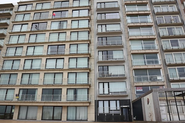 Licht appartement met panoramisch zeezicht in Nieuwpoort - thumbnail 6