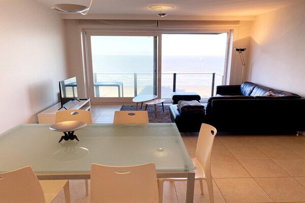 Strandappartement met 2 slaapkamers op de Zeedijk van Nieuwpoort - thumbnail 4