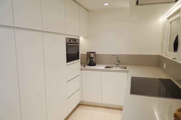 Luxe appartement op de zeedijk met zeezicht en 2 badkamers voor 6 personen - thumbnail 3