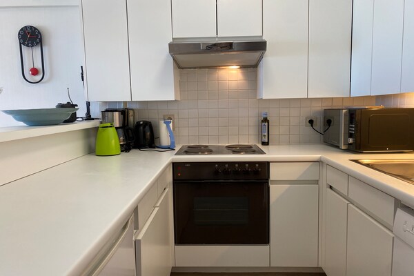 ZEEMEERMIN 502: Stijlvol appartement met zeezicht aan de Nieuwpoortse dijk - thumbnail 3