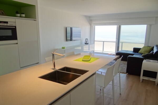 4-persoons appartement aan de zeewering in Nieuwpoort - thumbnail 3