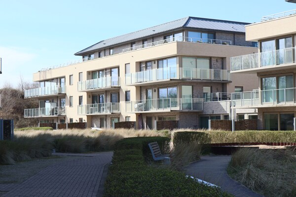 Modern appartement met terras in hartje Nieuwpoort, vlakbij zee en golfbaan - thumbnail 6