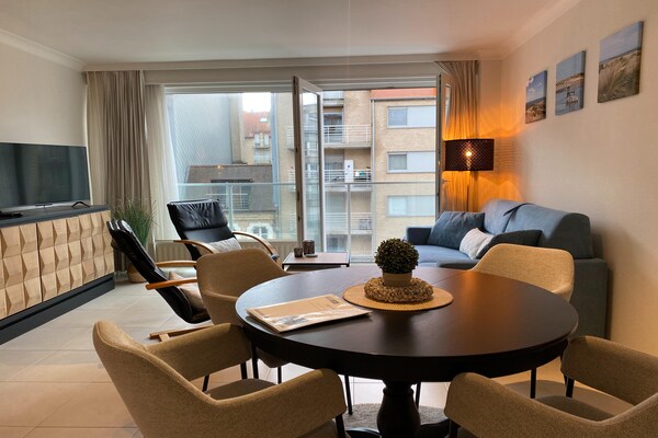 Stijlvol appartement aan de winkelstraat van Nieuwpoort, vlakbij zee - thumbnail 3