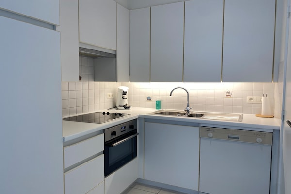 Ruim hoekappartement met panoramisch zeezicht in Nieuwpoort - thumbnail 6