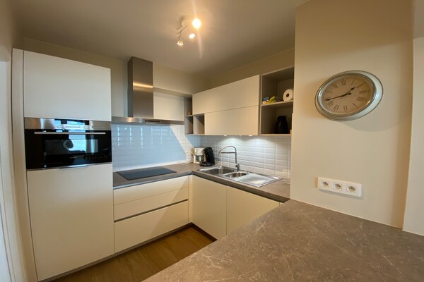 Rembrandt 301: Ruim appartement op de zeedijk van Nieuwpoort voor 5 personen - thumbnail 3