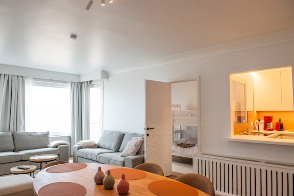 6-persoons appartement met zeezicht op de zeewering van Nieuwpoort · 90 m² - thumbnail 6