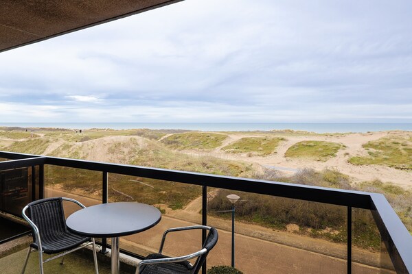 Knus appartement op 2e verdieping met balkon, vlakbij strand en golfbaan - thumbnail 4