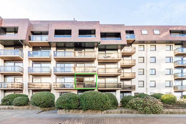 Op 1 km van de golfbaan: Modern appartement in Oostduinkerke · 4 pers. - thumbnail 2