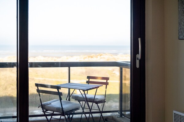 Modern appartement aan zee in Oostduinkerke met golfbaan op loopafstand - thumbnail 6