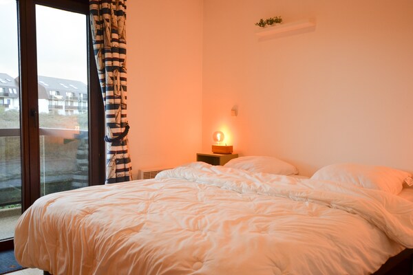 Licht appartement met zijdelings zeezicht en terras in Oostduinkerke - thumbnail 3