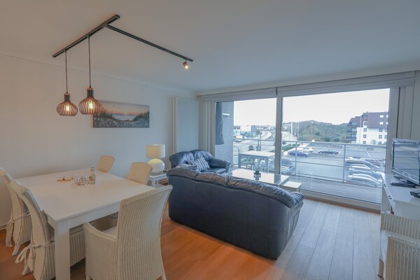 Stijlvol appartement aan de golf in Oostduinkerke, 5 pers., 72m² - thumbnail 2