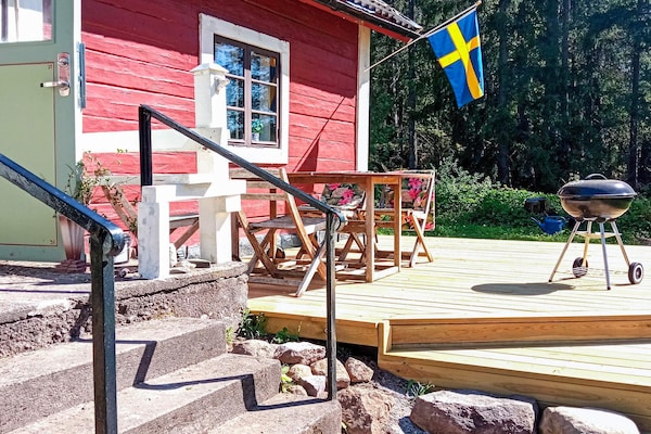 Sfeervol Zweeds vakantiehuis uit 1856 nabij Linköping - thumbnail 5