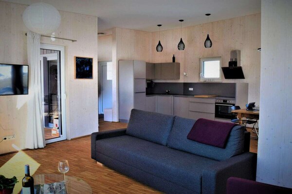 Architectonische bungalow met panoramisch uitzicht nabij Millstätter See - thumbnail 3