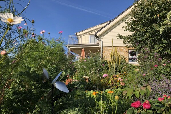 Exclusief vakantiehuis met panoramisch uitzicht in Volkmarsen-Hörle - thumbnail 4