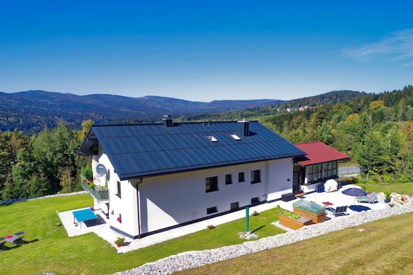 Gerenoveerd vakantiehuis in Beierse Woud, vlakbij skilift en meer - thumbnail 3