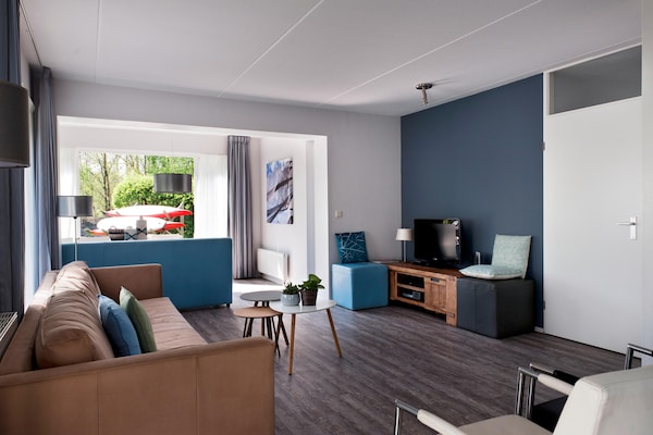 Grand Tolve Wellness de luxe: luxe nautisch vakantiehuis met sauna, buitenspa en privésloep in Eernewoude - thumbnail 3