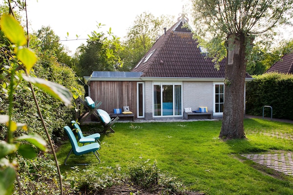 Grand Tolve Wellness: Luxe 12-persoons villa met sauna en buitenspa aan het water - thumbnail 5