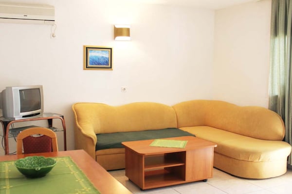Apartments Antonio - Two Bedroom Apartment with Terrace (Apartment A) - thumbnail 3