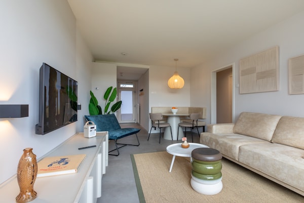 Kurhaus 4: Luxe appartement met sauna op 100m van het strand in Zoutelande - thumbnail 1
