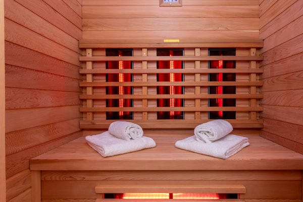 Kurhaus 14: Luxe vakantiehuis met sauna, 100m van het strand in Zoutelande - thumbnail 3