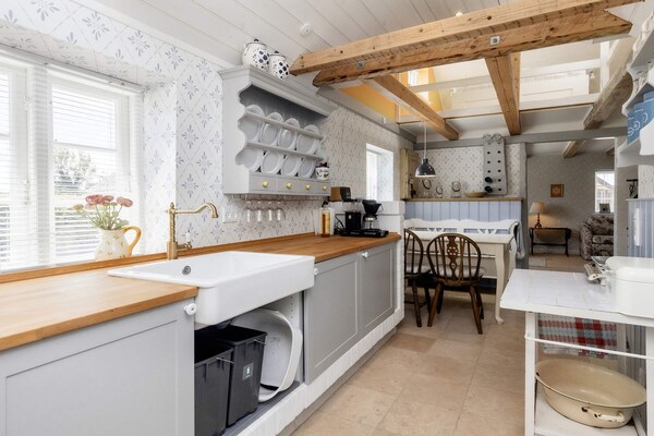 Op 350 m van zee: Sfeervol vakantiehuis in Nysted - thumbnail 2