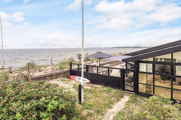 4-persoons vakantiehuis direct aan zee in Karrebæksminde - thumbnail 4