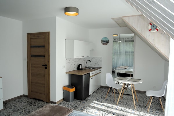 Op 500 m van het strand: Comfortabel appartement in centrum Mrzeżyno - thumbnail 5