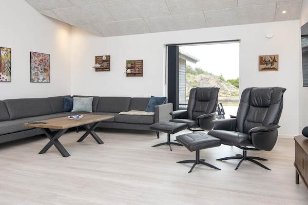 Nieuw vakantiehuis in Ansager met whirlpool, gameroom en gratis zwembadtoegang voor 14 personen - thumbnail 6