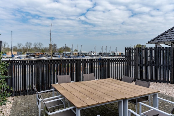 Havenzicht: Luxe vakantiehuis aan het water met privésteiger in Sneek - thumbnail 5