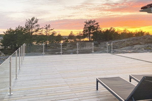 Aan zee: Modern vakantiehuis voor 10 personen in Västervik - thumbnail 6