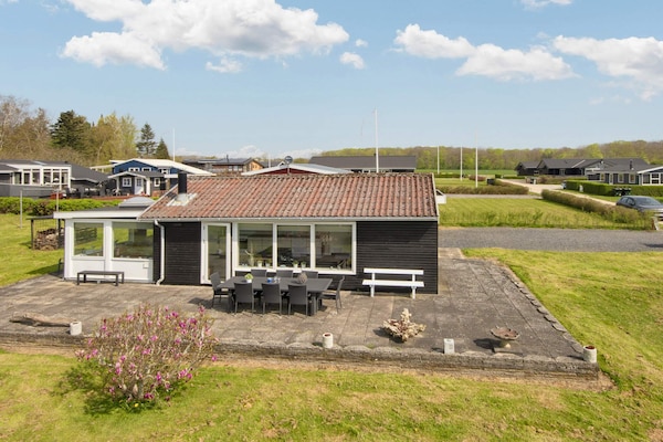 Vrijstaand vakantiehuis aan de golfbaan bij Juelsminde, op 200m van zee - thumbnail 1