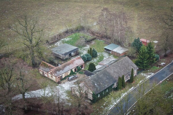 Rustiek vakantiehuis van 140m² aan bos en rivier in Stavenow, 4 personen - thumbnail 2