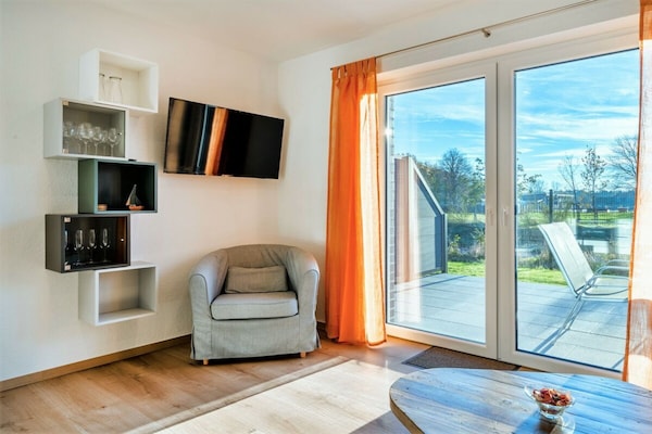 Licht appartement aan het zwemmeer in Aurich-Tannenhausen voor 4 personen - thumbnail 6