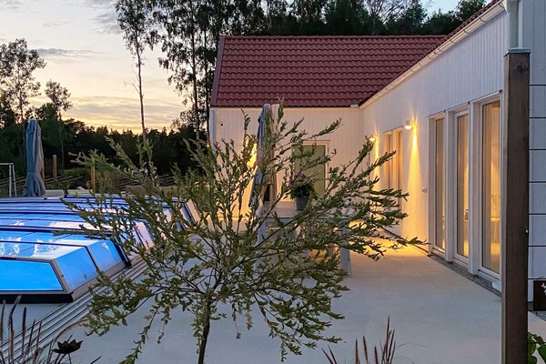 Op 1,3 km van zee: luxe vakantiehuis in Tofta voor 12 personen - thumbnail 4