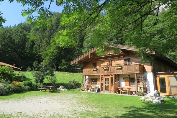 Stijlvol appartement in Aschau met uitzicht en WiFi - thumbnail 1